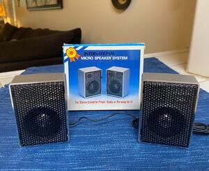 Vintage 2x Mini Micro Stereo Speaker System W/ Cord & Box 3.5" Made in China 87B